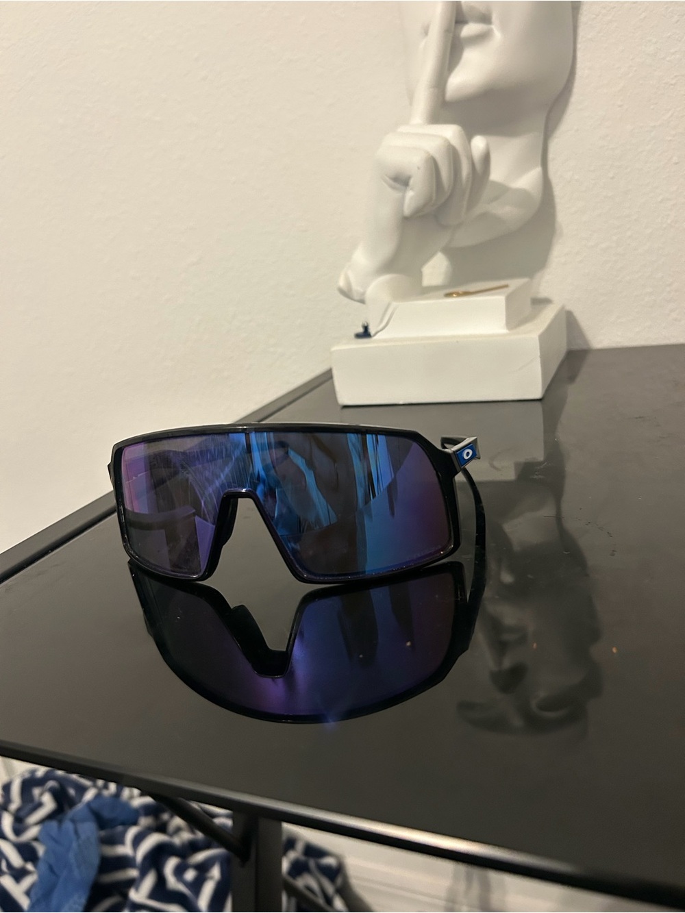 Oakley Sutros!